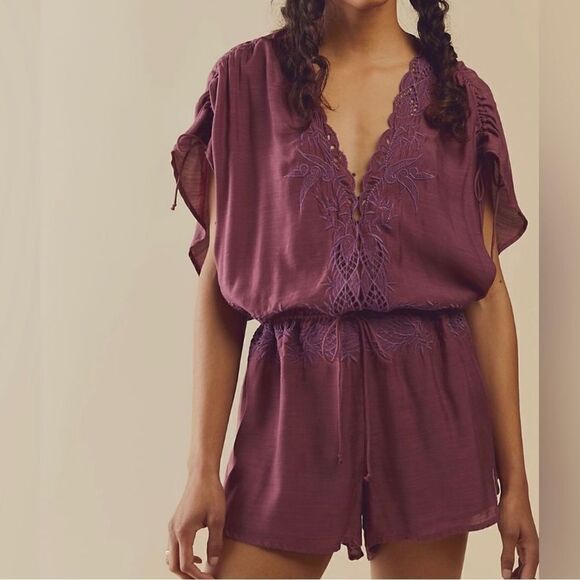 NEW Free People Weila Romper plum Floral Embroidered size XS - Picture 7 of 12